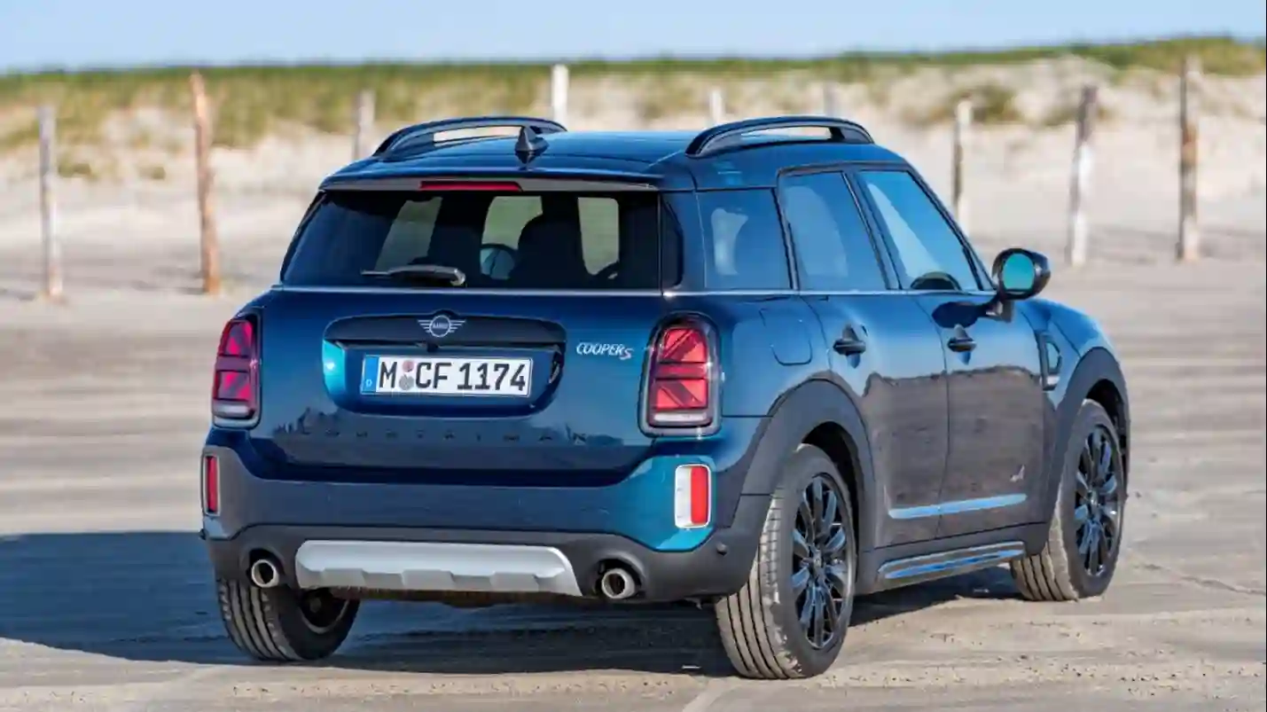 Mini разработал “пляжную” версию Countryman