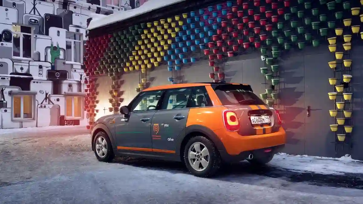 Сотня MINI пополнит парк московского каршерингового сервиса YouDrive